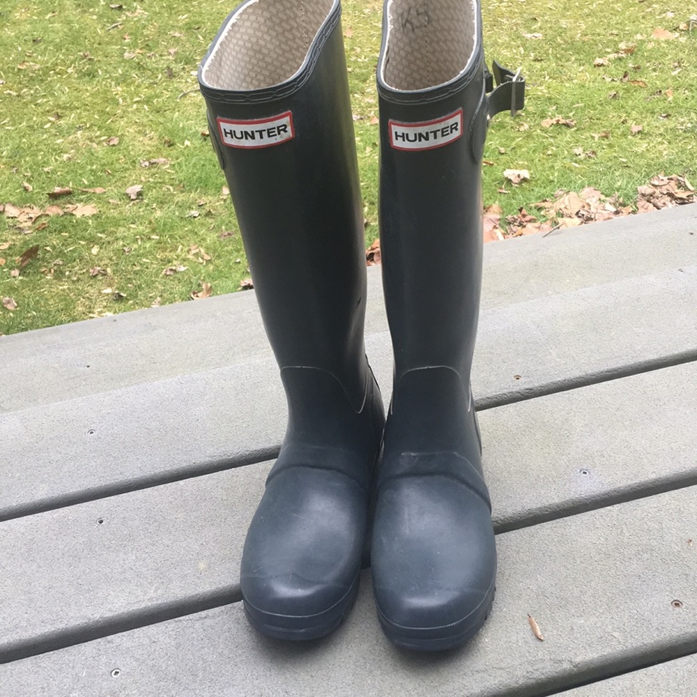 Navy Hunter boots